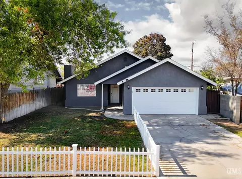 Exterior - 203 Pierce St, Taft, CA 93268 photo 1 of 3