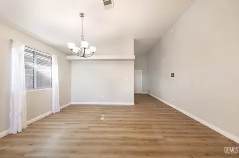 Other - 203 Pierce St, Taft, CA 93268 photo 4 of 6