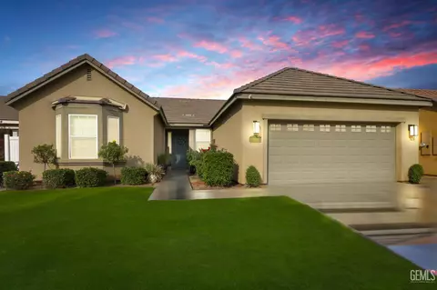 14612 Yellow Lupine Dr, Bakersfield, CA 93314