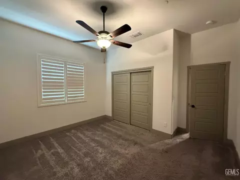 Bedroom - 5706 Ocean Jasper Dr, Bakersfield, CA 93313 photo 4 of 6