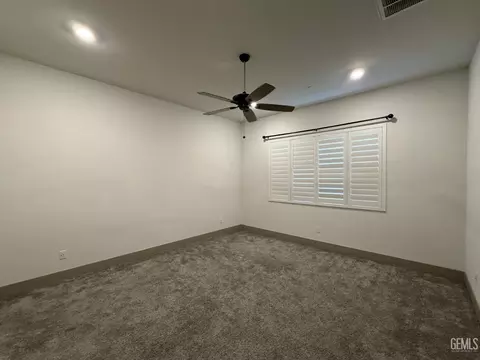 Bedroom - 5706 Ocean Jasper Dr, Bakersfield, CA 93313 photo 3 of 6