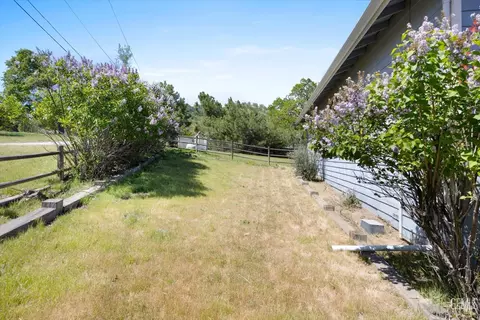 27811 Preakness Dr, Tehachapi, CA 93561 photo 42