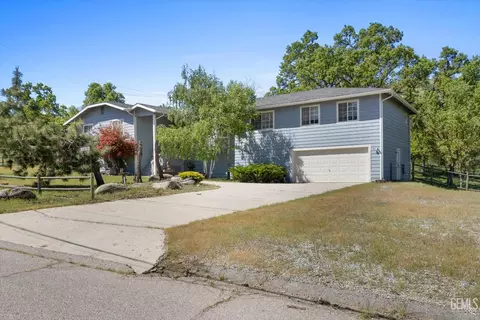 27811 Preakness Dr, Tehachapi, CA 93561 photo 10