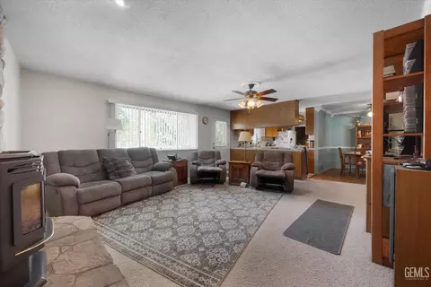 27811 Preakness Dr, Tehachapi, CA 93561 photo 17