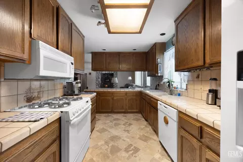 27811 Preakness Dr, Tehachapi, CA 93561 photo 23