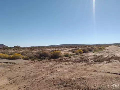 8400 Glade, California City, CA 93505