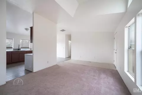 124 Roosevelt Pl, Taft, CA 93268 photo 5