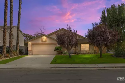 6008 California Spring Dr, Bakersfield, CA 93313