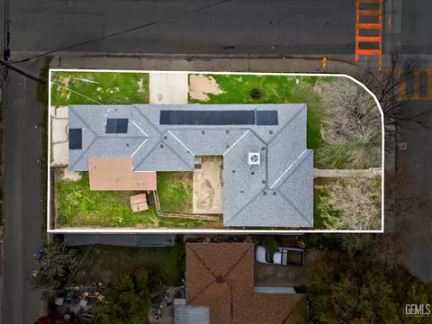 View/Area - 2901 Berkeley St, Bakersfield, CA 93305 photo 1 of 2