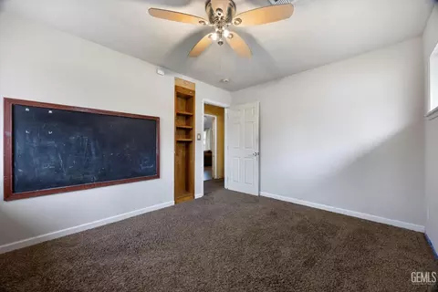 Bedroom - 2901 Berkeley St, Bakersfield, CA 93305 photo 5 of 7