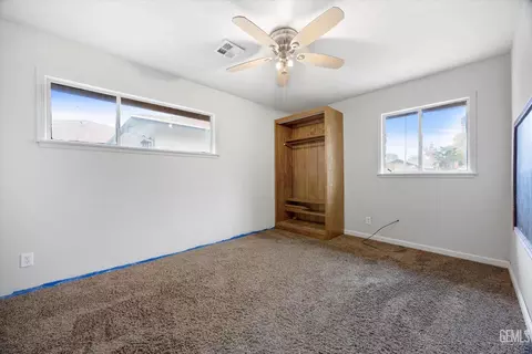 Bedroom - 2901 Berkeley St, Bakersfield, CA 93305 photo 4 of 7