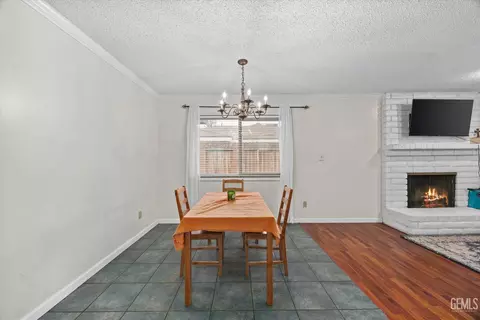 Dining - 3108 Corvallis Ln, Bakersfield, CA 93309 photo 2 of 2