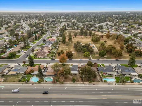 View/Area - 3108 Corvallis Ln, Bakersfield, CA 93309 photo 6 of 6