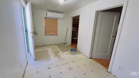 Other - 1310 D St, Wasco, CA 93280 photo 3 of 11