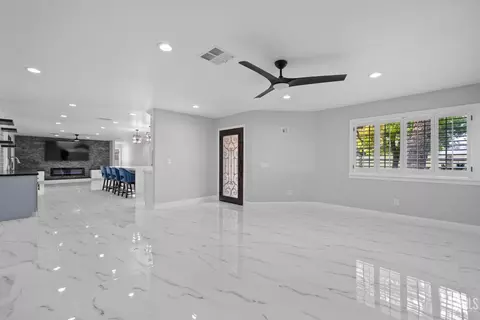 3616 Three Bars St, Bakersfield, CA 93314 photo 9