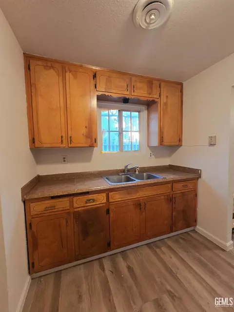 Kitchen - 1917 3rd St, Wasco, CA 93280 photo 2 of 3