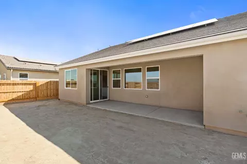 Exterior - 6701 Cedar Post Dr, Bakersfield, CA 93314 photo 6 of 6