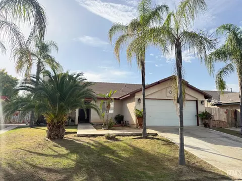 7717 Bruce Way, Bakersfield, CA 93306
