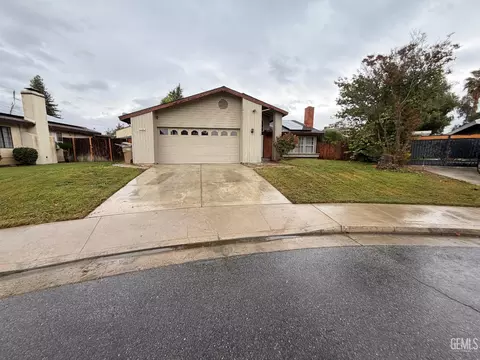 7504 Deming Ct, Bakersfield, CA 93309