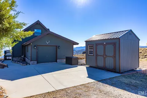 Other - 25781 Jacaranda Dr, Tehachapi, CA 93561 photo 6 of 11