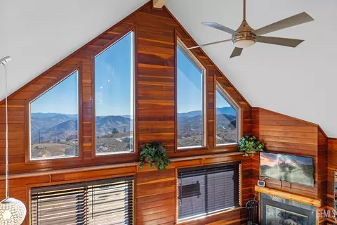 Other - 25781 Jacaranda Dr, Tehachapi, CA 93561 photo 1 of 11