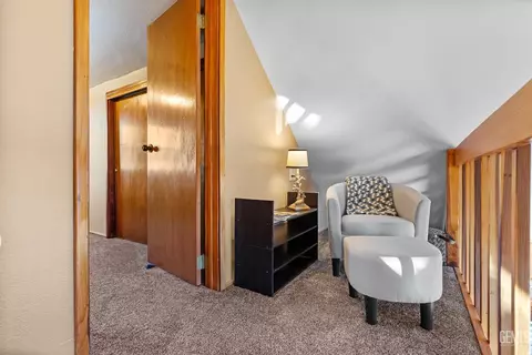 Entry Way - 25781 Jacaranda Dr, Tehachapi, CA 93561 photo 2 of 2