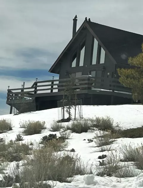 Exterior - 25781 Jacaranda Dr, Tehachapi, CA 93561 photo 12 of 12