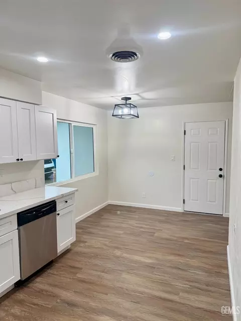 Other - 260 Maple St, Shafter, CA 93263 photo 1 of 5
