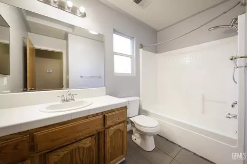 5618 Sicily Ct, Bakersfield, CA 93308 photo 19