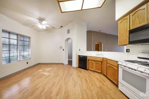 5618 Sicily Ct, Bakersfield, CA 93308 photo 13