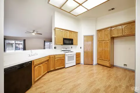 5618 Sicily Ct, Bakersfield, CA 93308 photo 10
