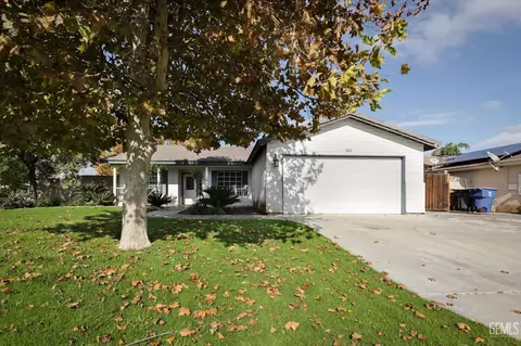 5618 Sicily Ct, Bakersfield, CA 93308 photo 3