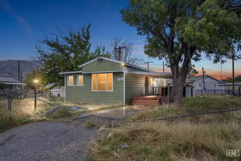 1913 Chain Ave, Lake Isabella, CA 93240