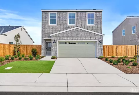 3826 Hickory Village Ln, Shafter, CA 93263