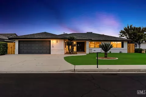 6710 Pinecone Ave, Bakersfield, CA 93308