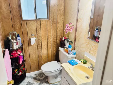 216 20th Ave, Delano, CA 93215 photo 8