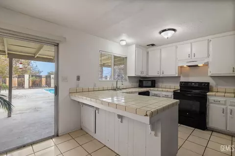 Other - 600 Sunset Ln, Taft, CA 93268 photo 3 of 5