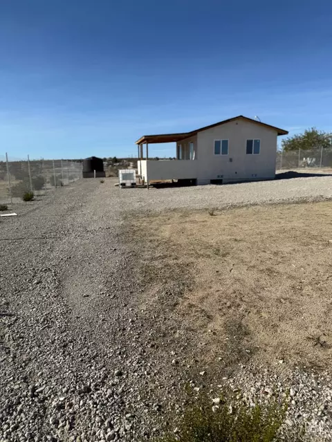 45849 E 185th St, Lancaster, CA 93535 photo 3