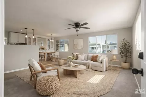 900 James Rd #17, Bakersfield, CA 93308