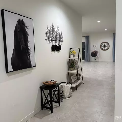 12404 Burnham St, Bakersfield, CA 93311 photo 8