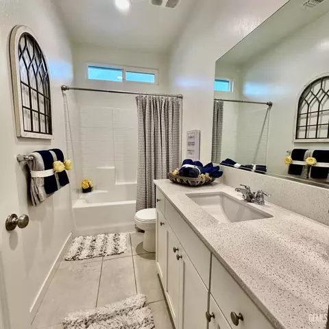 12404 Burnham St, Bakersfield, CA 93311 photo 36