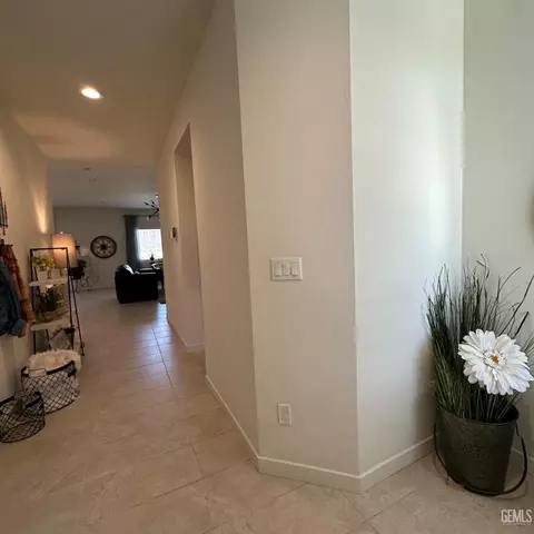 12404 Burnham St, Bakersfield, CA 93311 photo 3