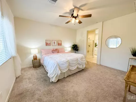 12404 Burnham St, Bakersfield, CA 93311 photo 53