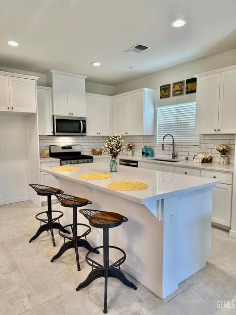 12404 Burnham St, Bakersfield, CA 93311 photo 18