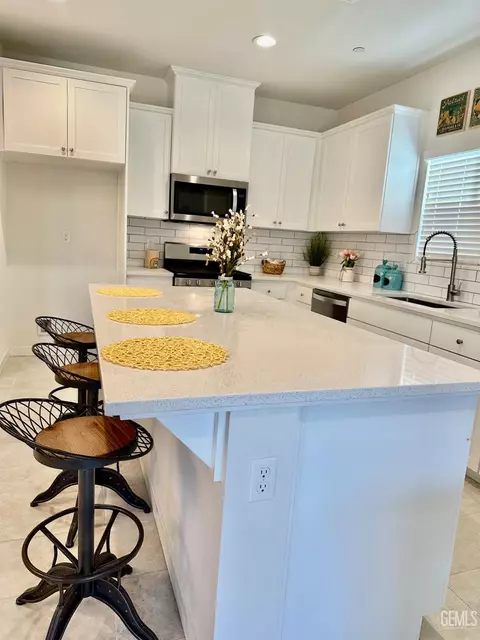 12404 Burnham St, Bakersfield, CA 93311 photo 19