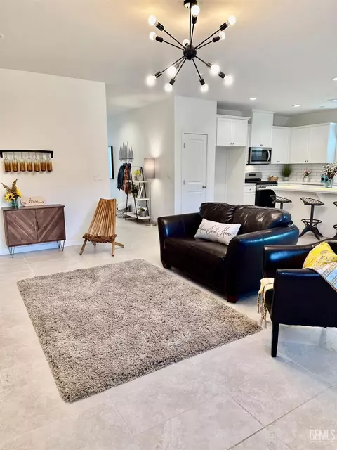 12404 Burnham St, Bakersfield, CA 93311 photo 13