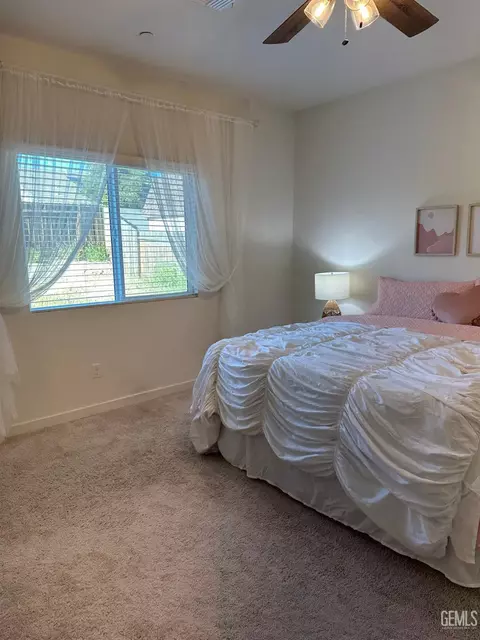 12404 Burnham St, Bakersfield, CA 93311 photo 52