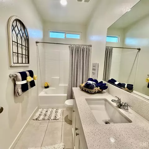12404 Burnham St, Bakersfield, CA 93311 photo 41