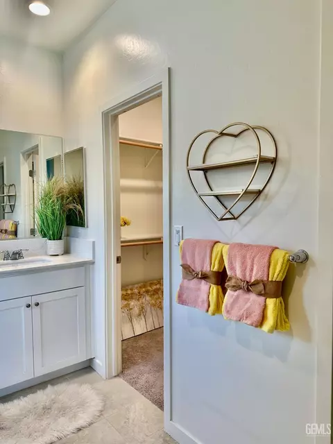 12404 Burnham St, Bakersfield, CA 93311 photo 62
