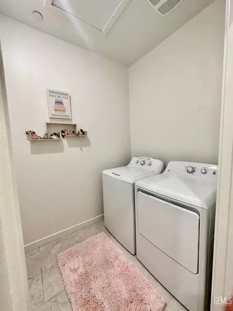12404 Burnham St, Bakersfield, CA 93311 photo 11